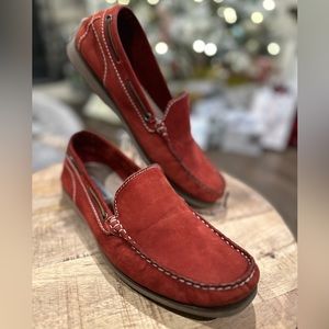 ⭐️ Men’s Steve Madden Abilene Nubuck Loafers slip ons Red - size 9 EUC